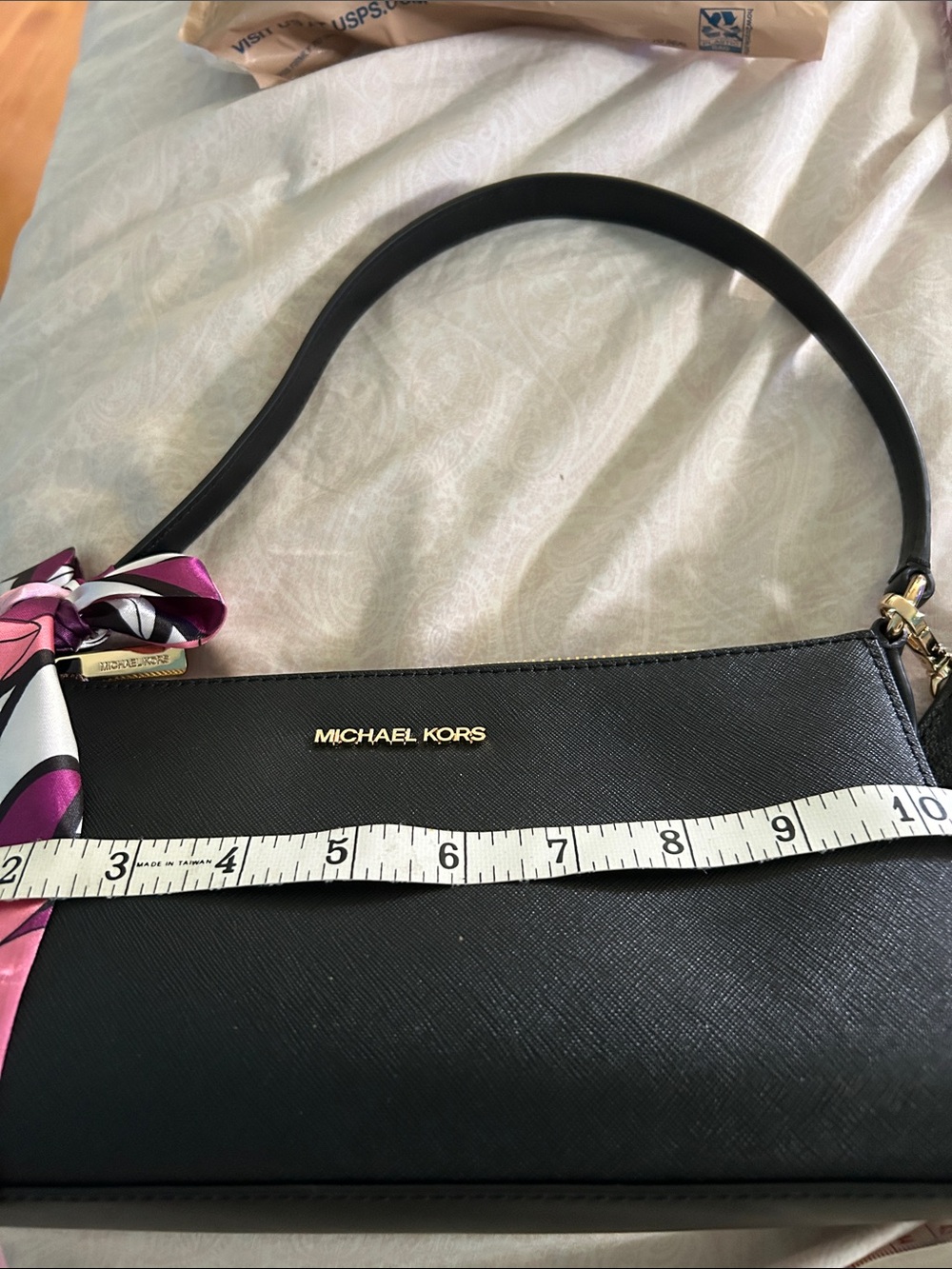 Michael Kors Black Leather Shoulder Bag with Pink Accent Scarf NWT. - Picture 6 of 7